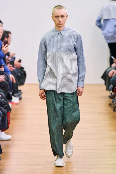 Look 23
